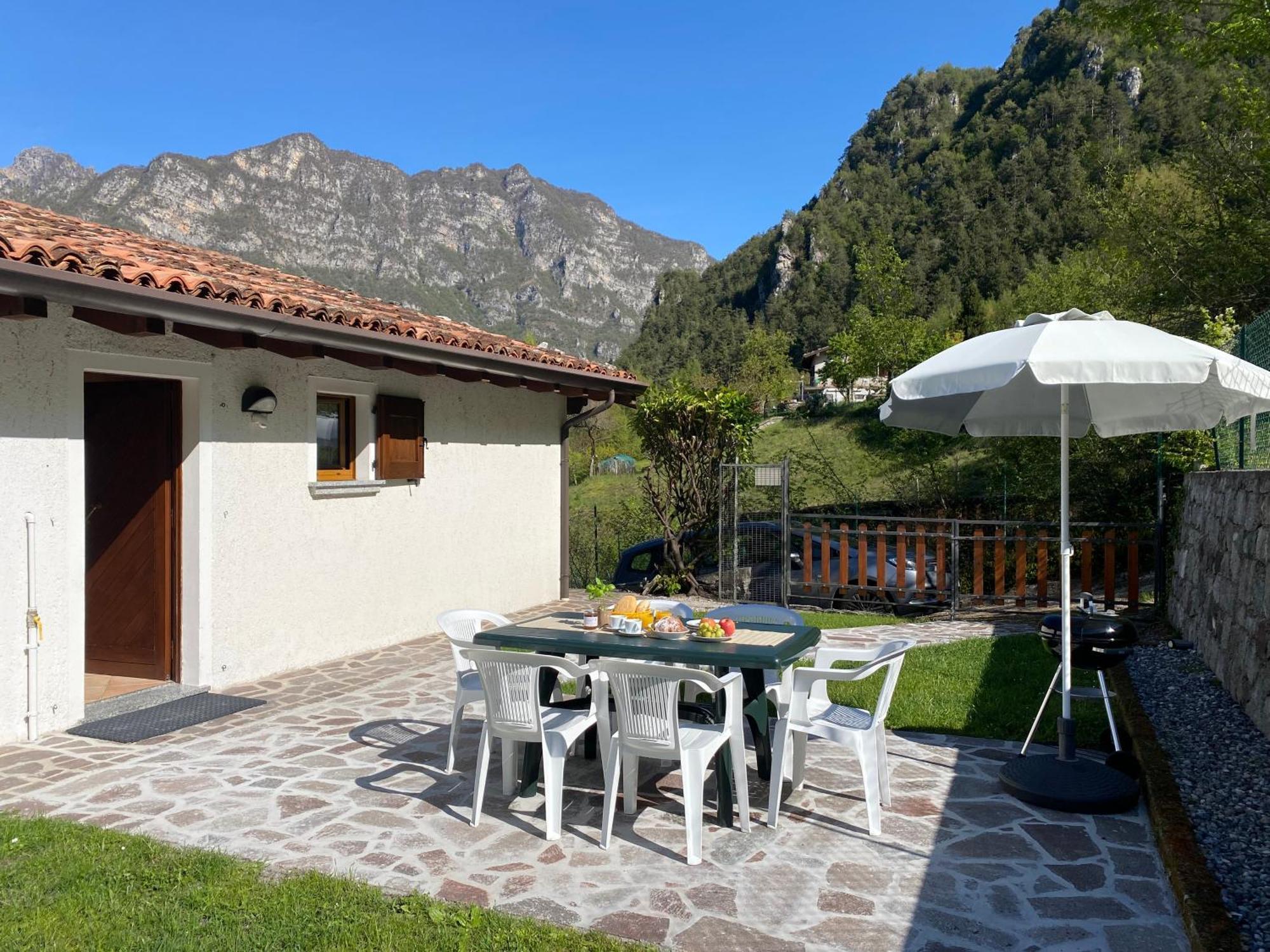 Casa Carla, Bis 4 Personen, Garten, Balkon Mit Blick Auf Den See Und Die Berge Crone Extérieur photo