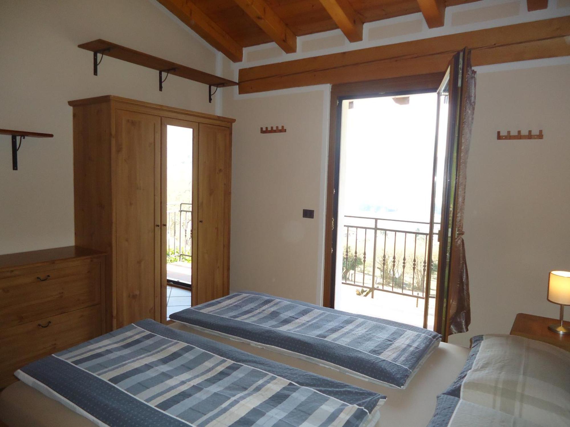 Casa Carla, Bis 4 Personen, Garten, Balkon Mit Blick Auf Den See Und Die Berge Crone Extérieur photo