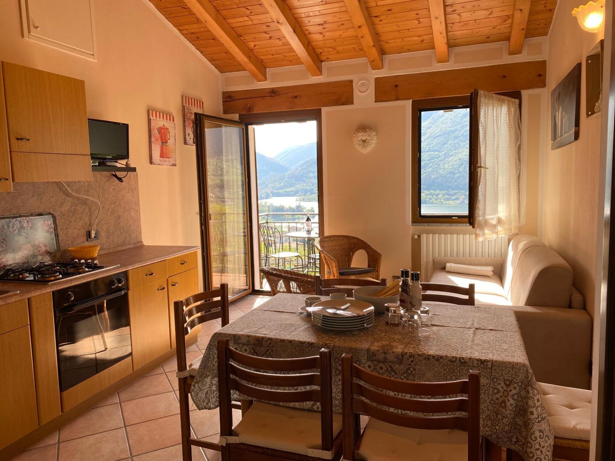 Casa Carla, Bis 4 Personen, Garten, Balkon Mit Blick Auf Den See Und Die Berge Crone Extérieur photo